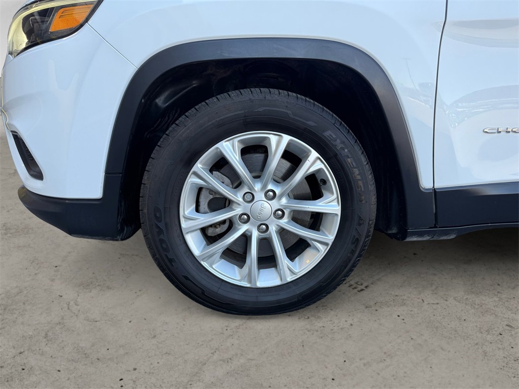 2019 Jeep Cherokee Latitude photo 13