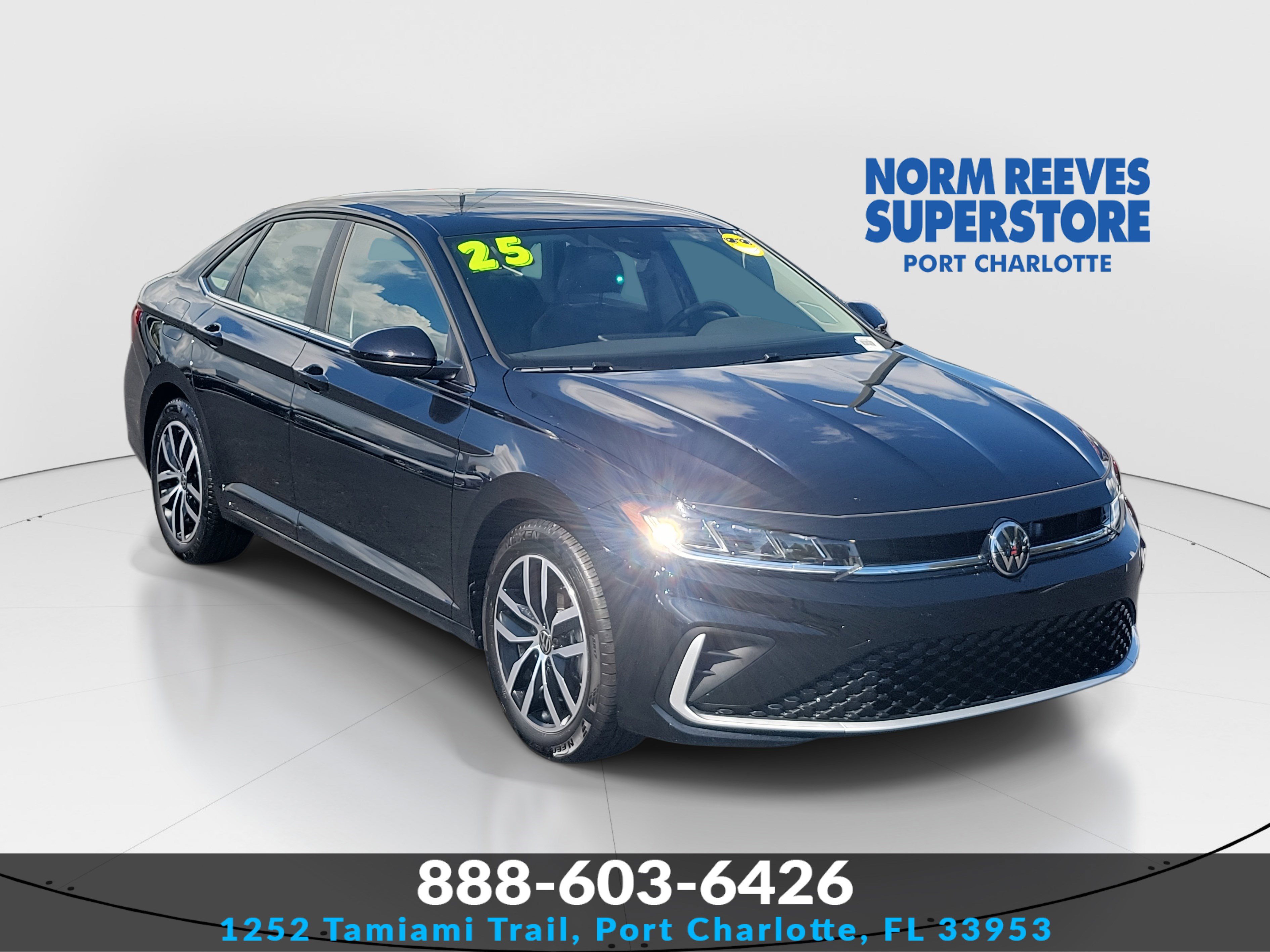 2025 Volkswagen Jetta SE's photo