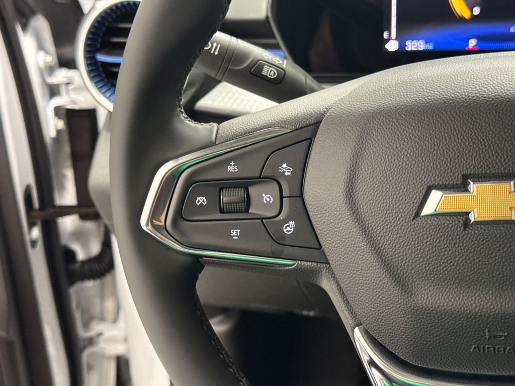 2026 Chevrolet Trax LT photo 14