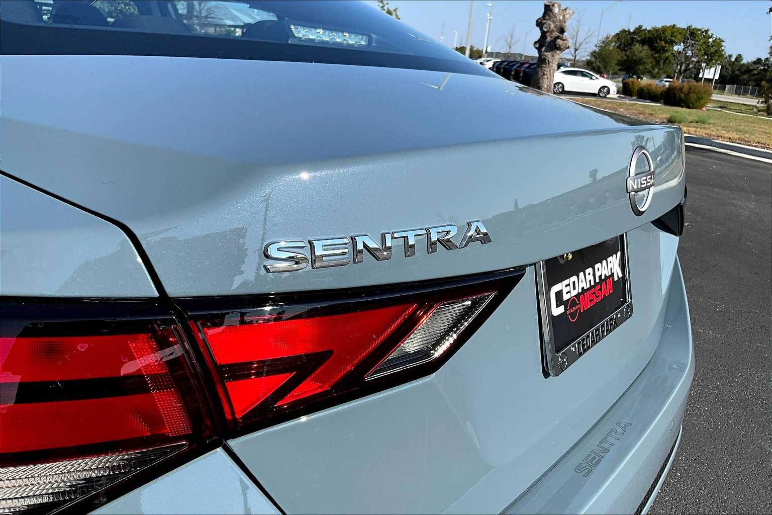 2025 Nissan Sentra SV photo 15