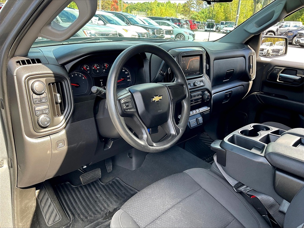 2022 Chevrolet Silverado 1500 Custom photo 8