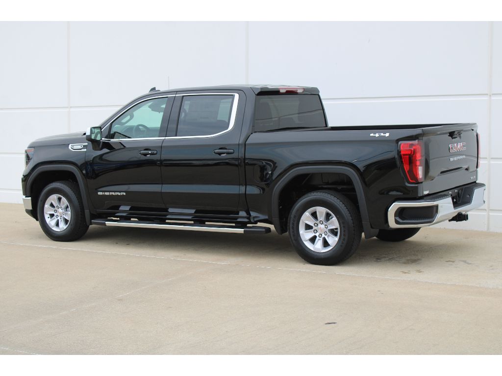 2025 Gmc Sierra 1500 SLE photo 3
