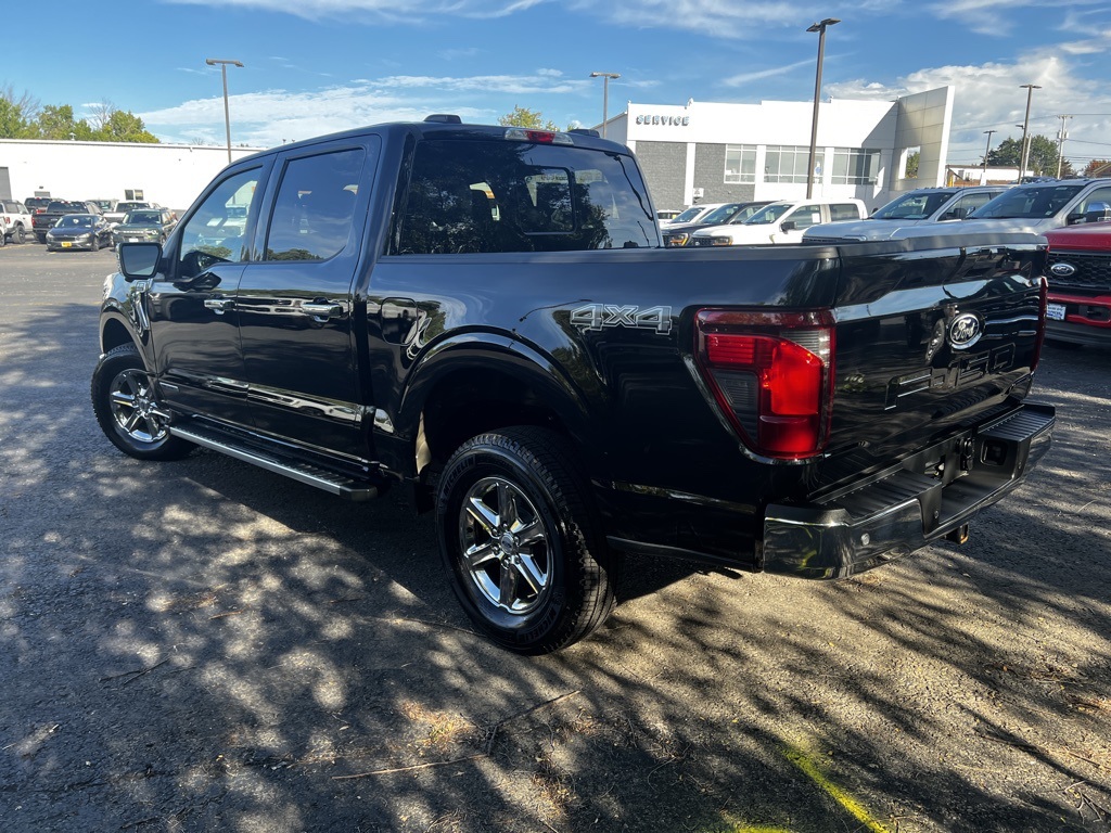 2025 Ford F-150 XLT photo 3