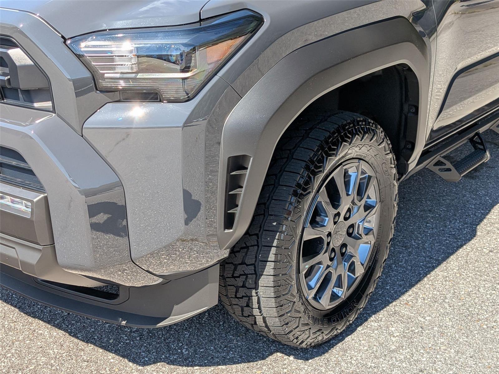 2025 Toyota 4Runner SR5 photo 9