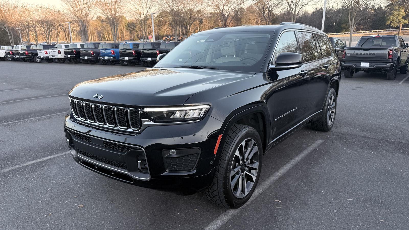 2021 Jeep Grand Cherokee L Overland's photo
