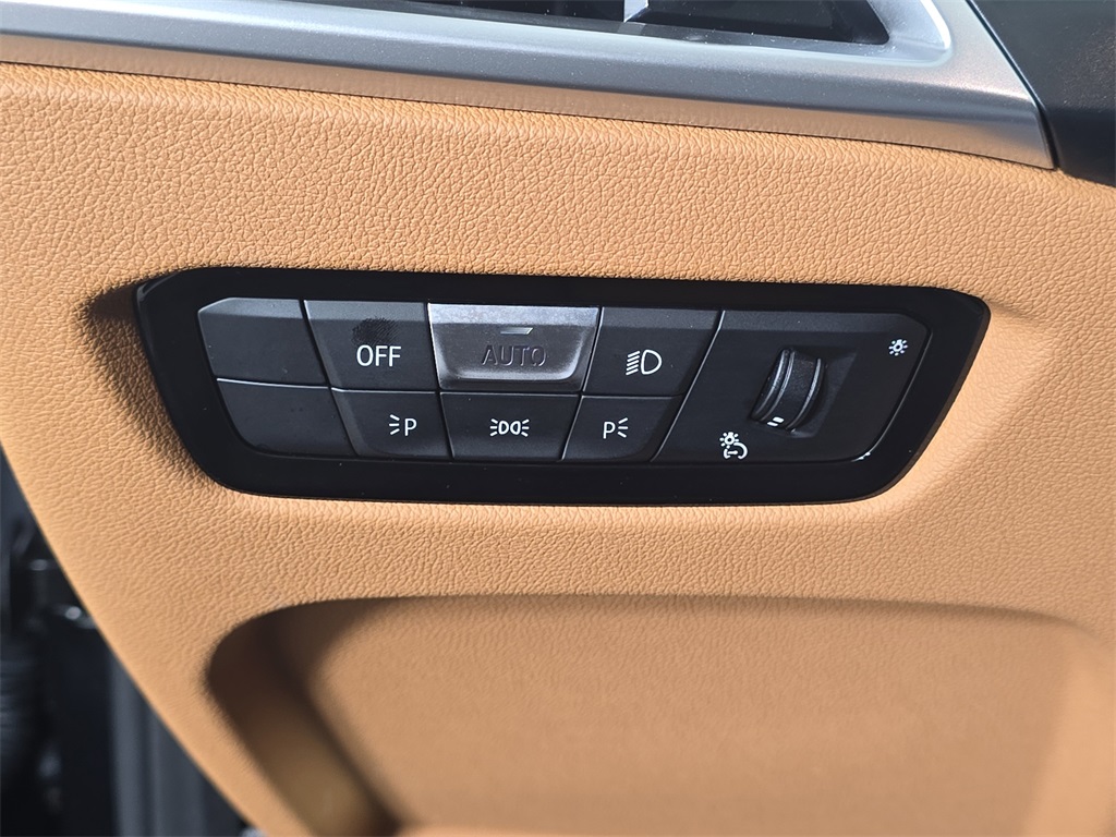 2025 Bmw 330i xDrive Sedan photo 24