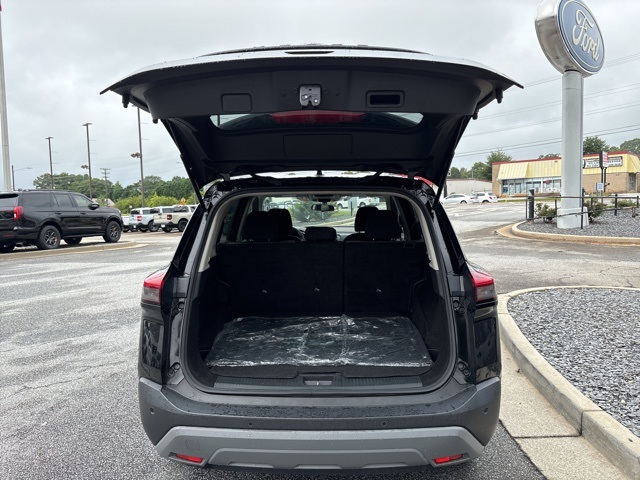 2023 Nissan Rogue SV photo 26