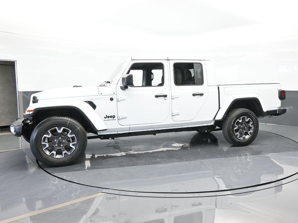 2024 Jeep Gladiator Sport photo 2