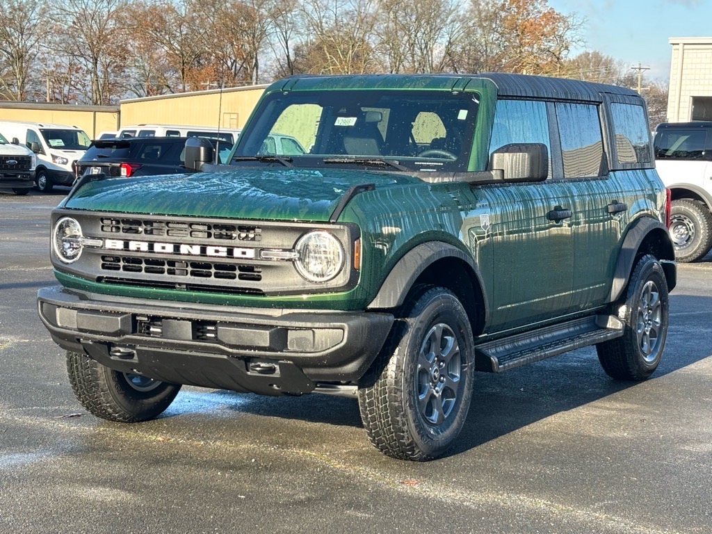 2025 Ford Bronco 4-Door Big Bend's photo