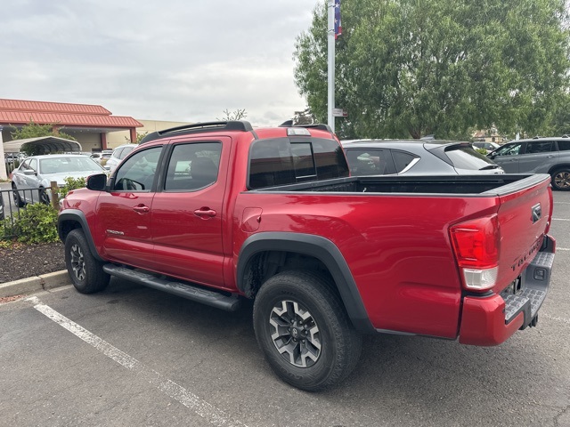 2019 Toyota Tacoma TRD Off-Road V6 photo 11