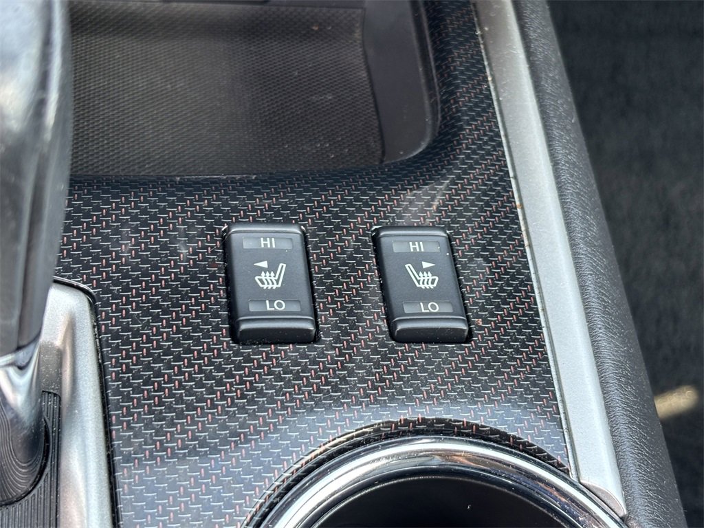 2019 Nissan Pathfinder SL photo 18