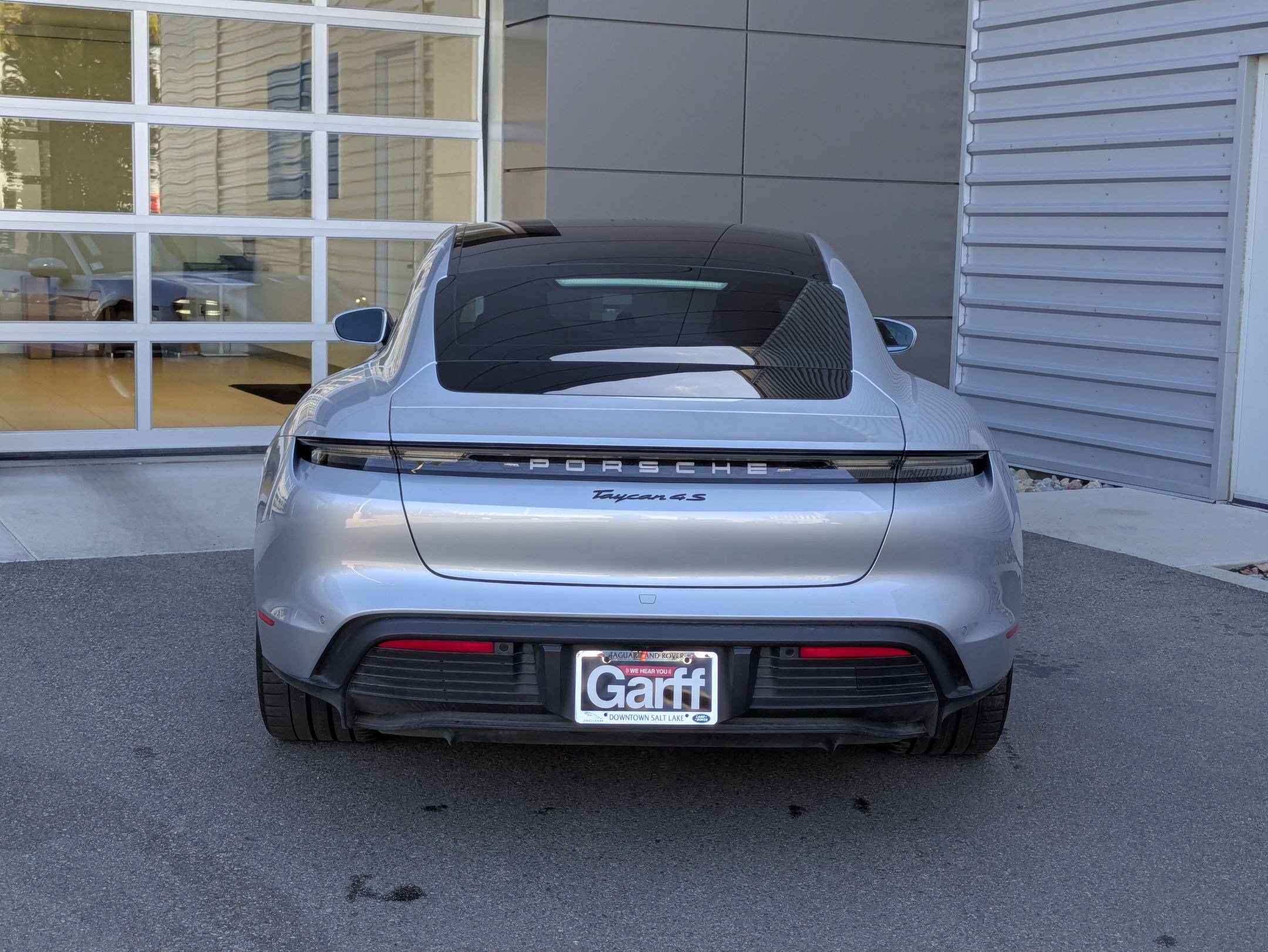 2022 Porsche Taycan 4S photo 4