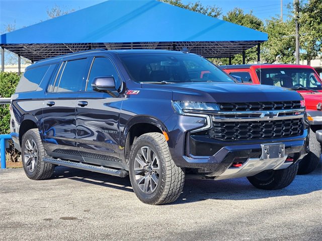 2022 Chevrolet Suburban Z71's photo