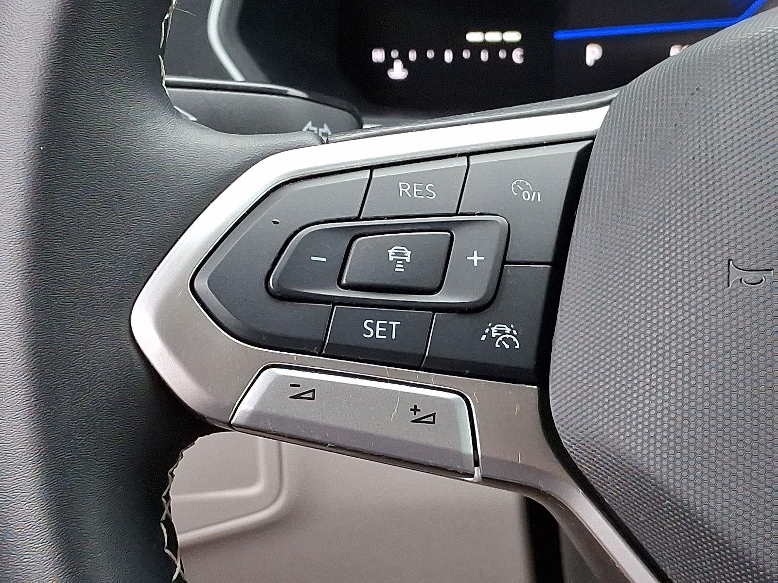 2024 Volkswagen Tiguan SE Wolfsburg Edition photo 17