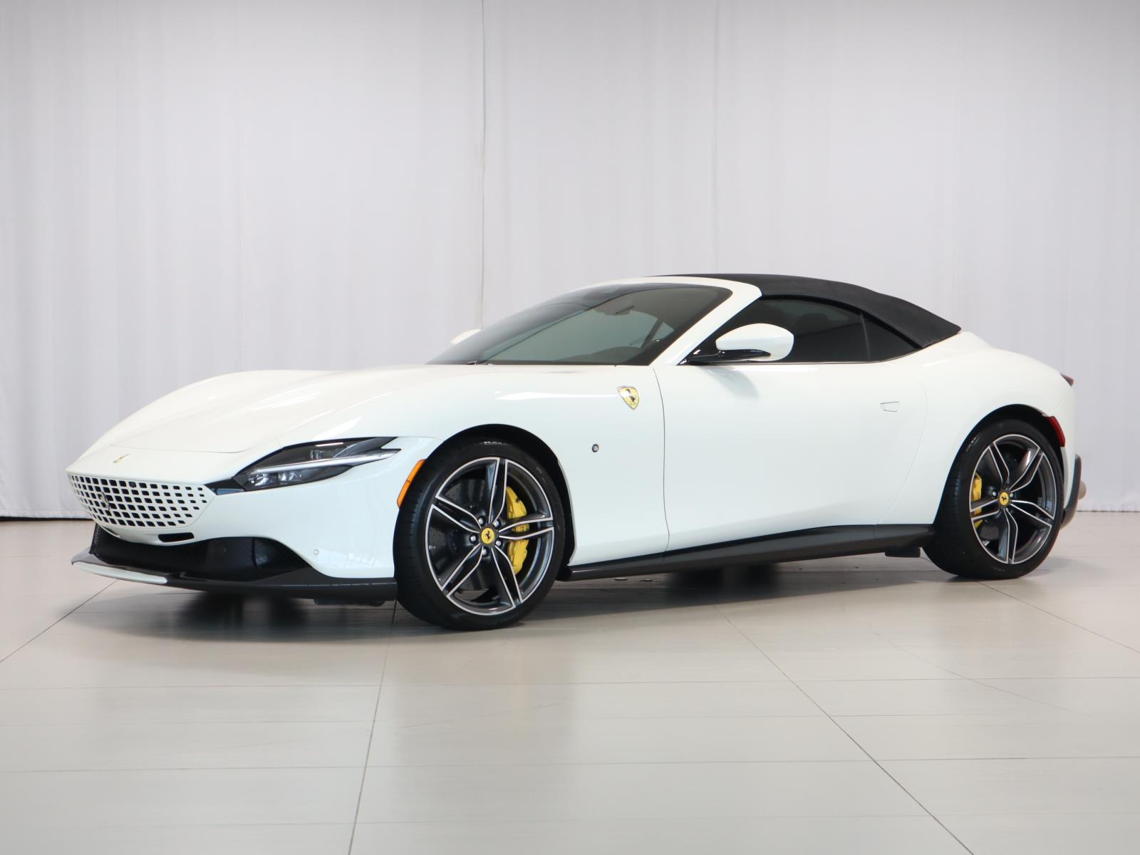 2024 Ferrari Roma Spider photo 33