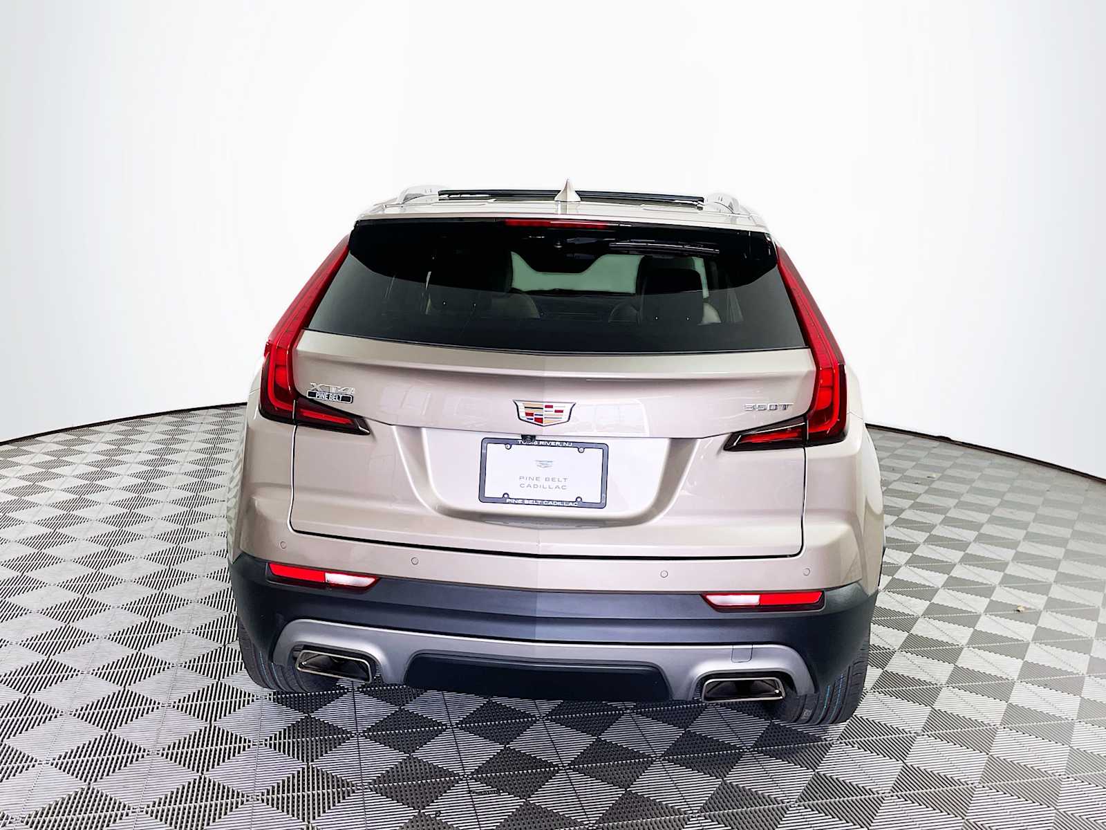 2023 Cadillac XT4 Premium Luxury photo 5
