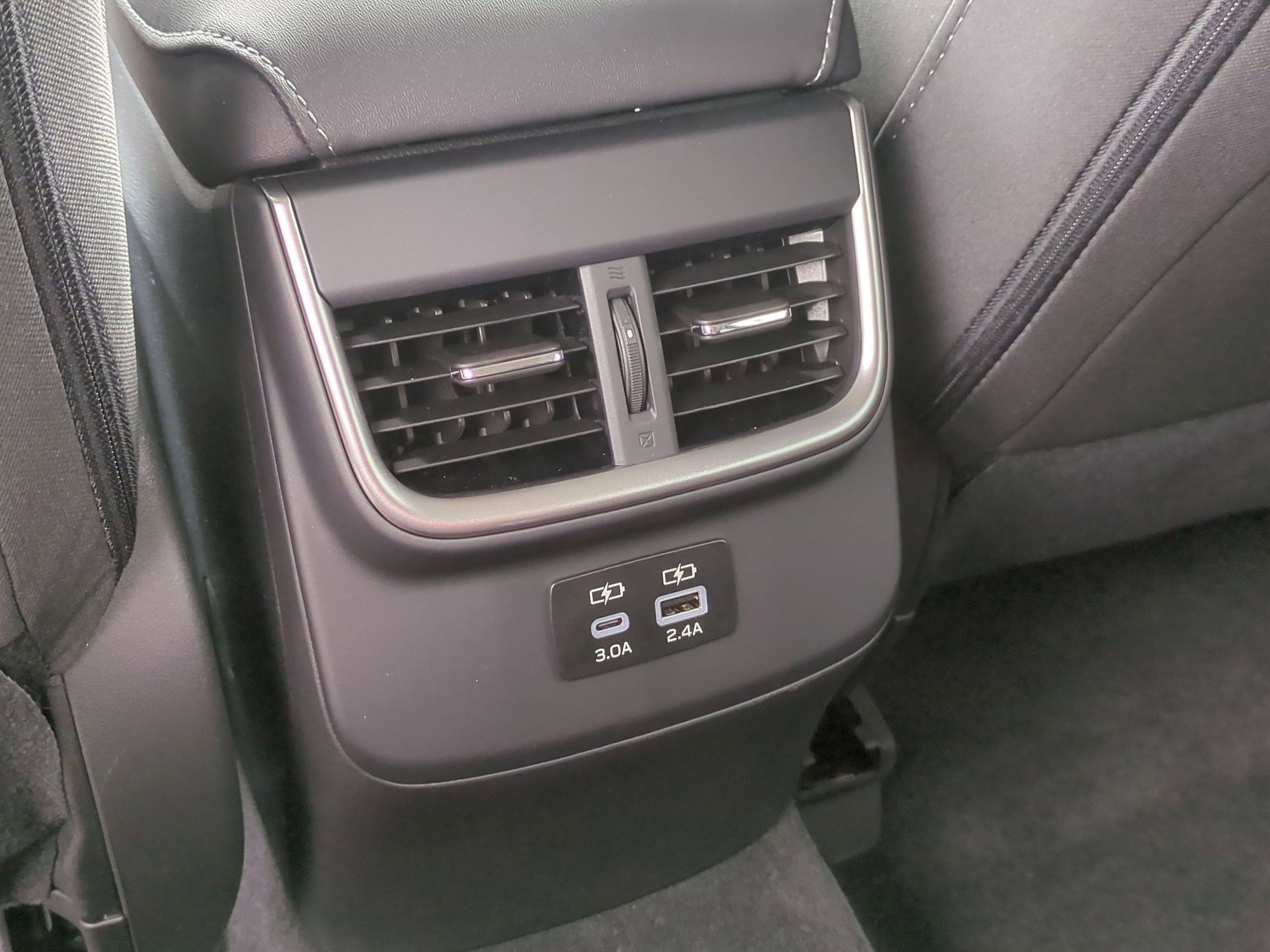2025 Subaru Outback Premium photo 8