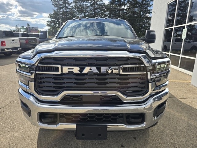 2026 Ram 3500 Big Horn photo 3