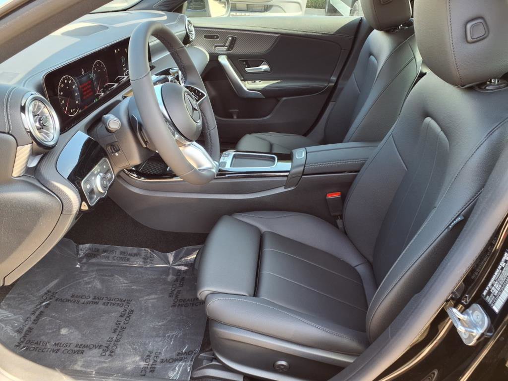 2025 Mercedes Benz CLA 250 4MATIC photo 12