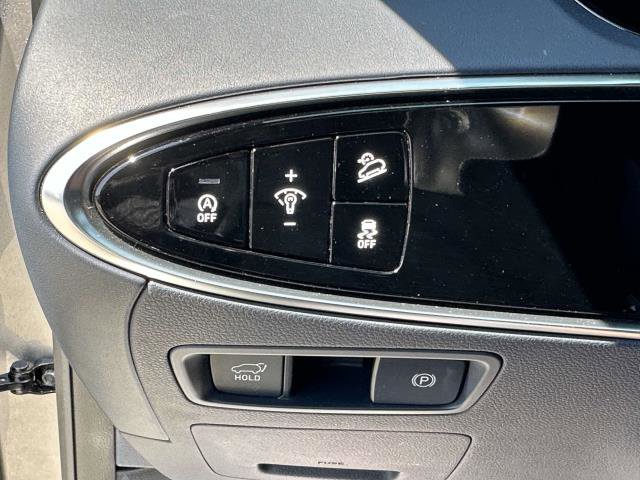 2023 Genesis GV70 2.5T photo 9