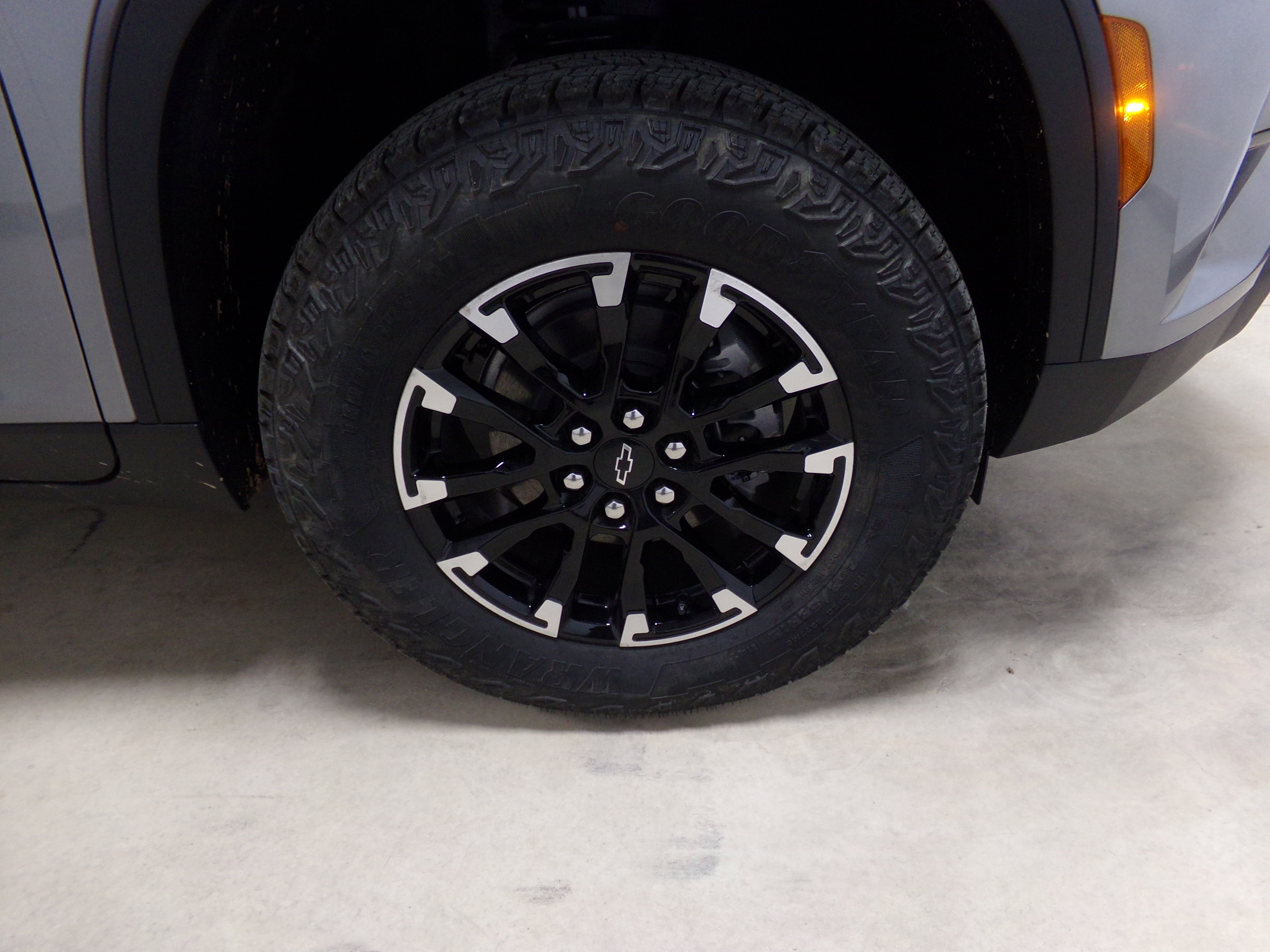 2025 Chevrolet Traverse Z71 photo 14