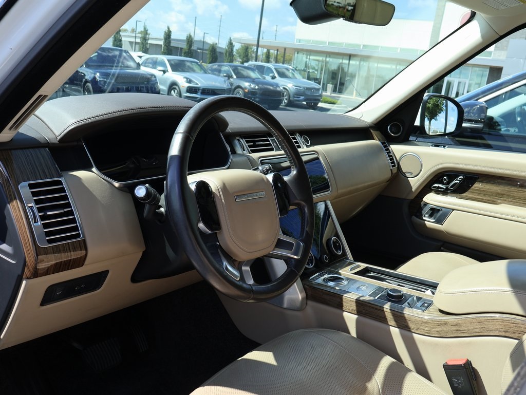 2019 Land Rover Range Rover SuperCharged HSE photo 17