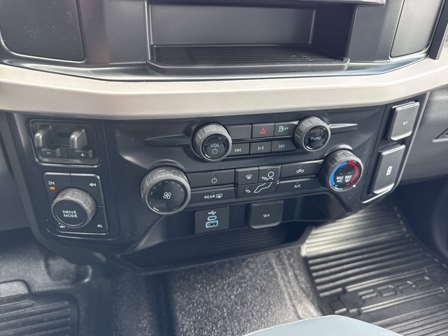 2025 Ford F-350 XL photo 12