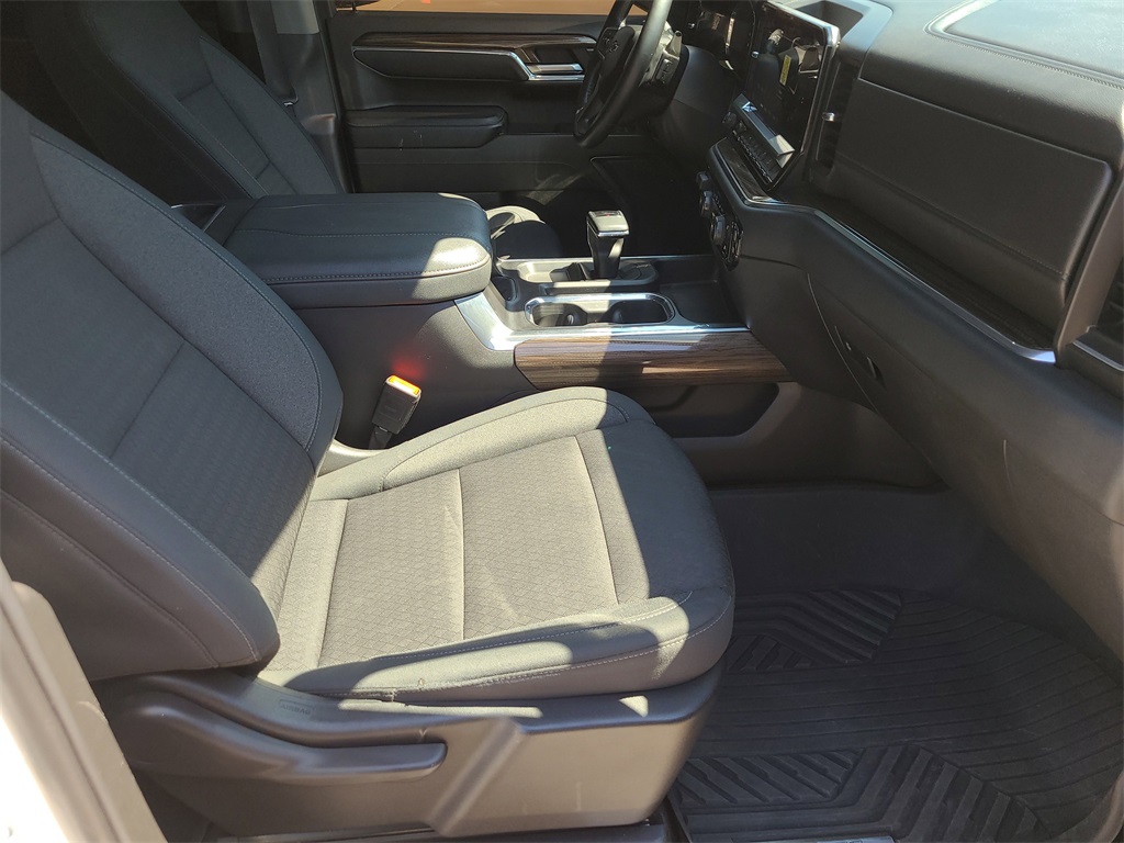 2023 Chevrolet Silverado 1500 LT Trail Boss photo 11