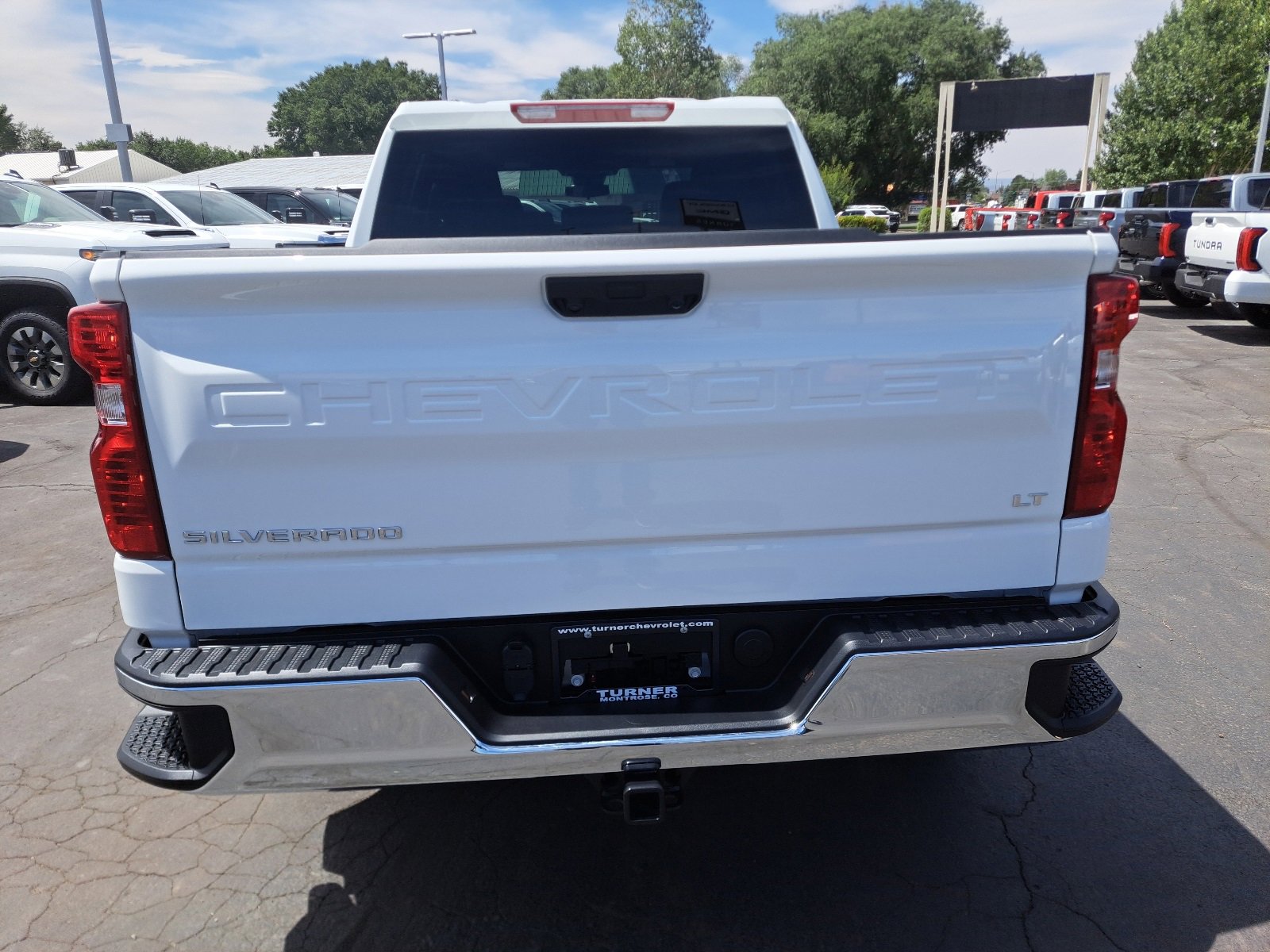 2025 Chevrolet Silverado 1500 LT photo 3