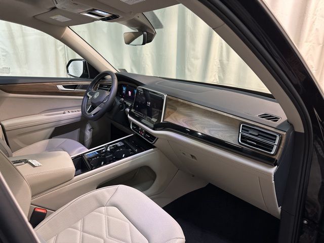 2026 Volkswagen Atlas SE Technology photo 30