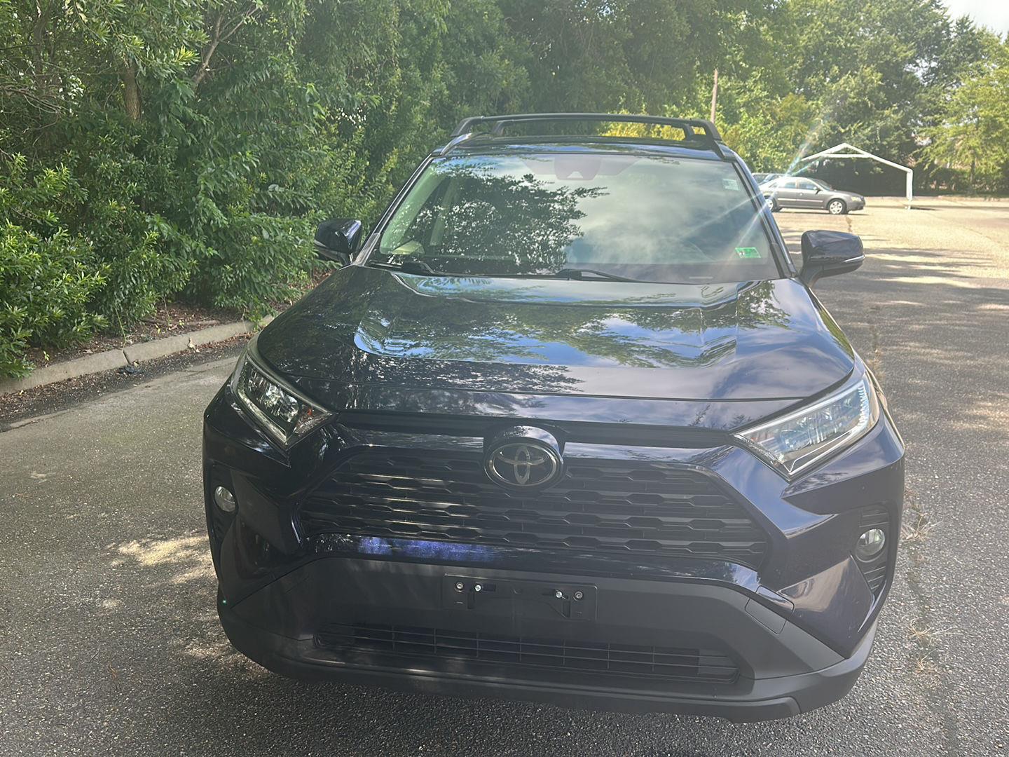 2019 Toyota RAV4 XLE photo 14