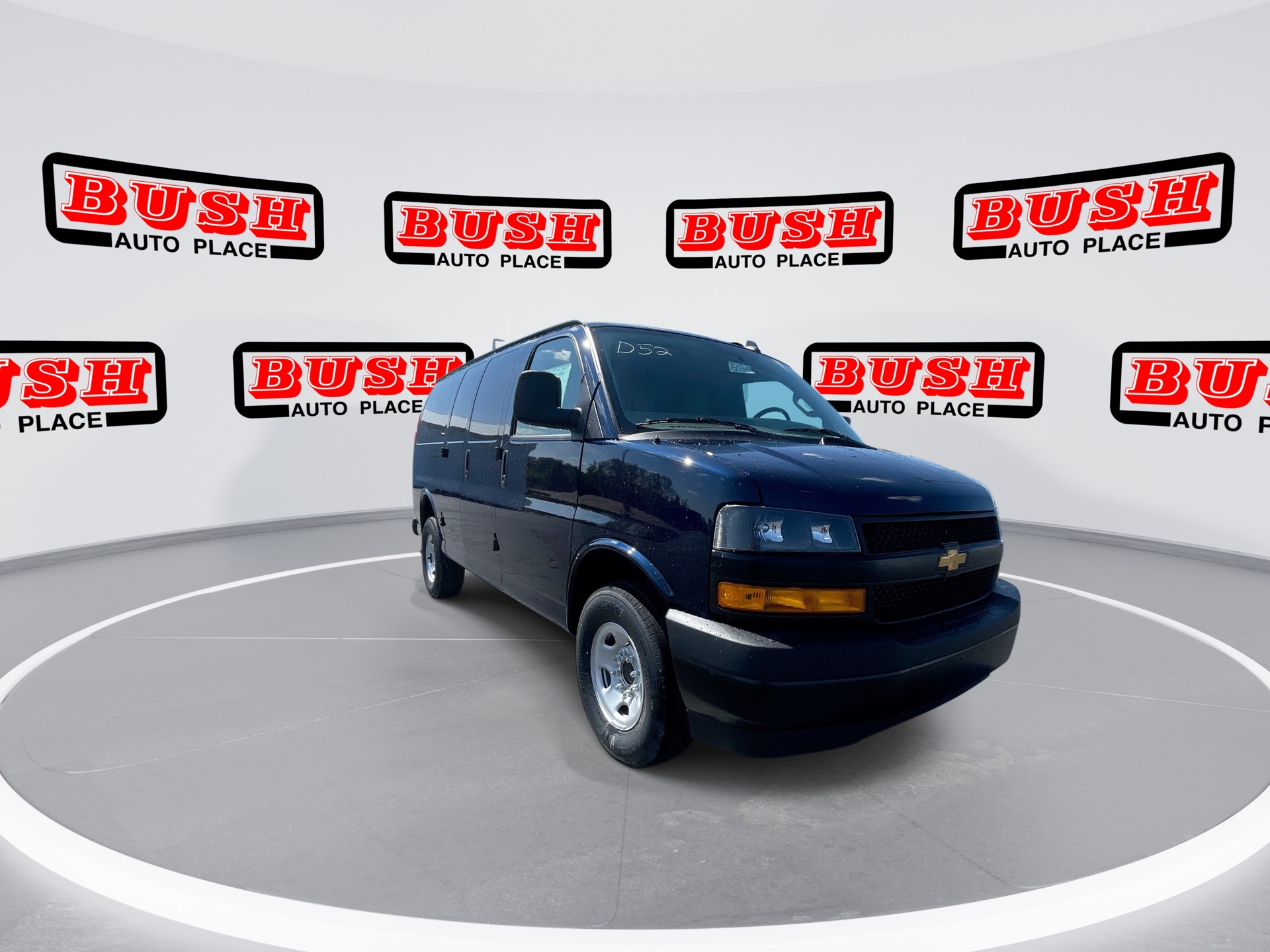 2025 Chevrolet Express Cargo 3500 photo 33