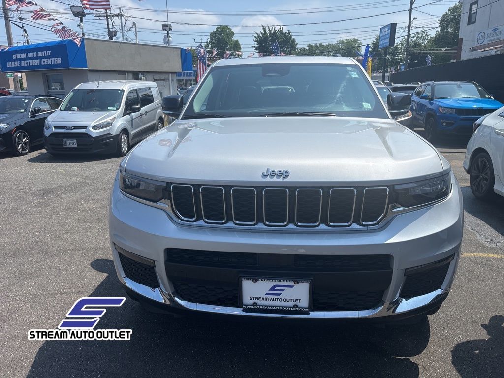 2021 Jeep Grand Cherokee Limited photo 2