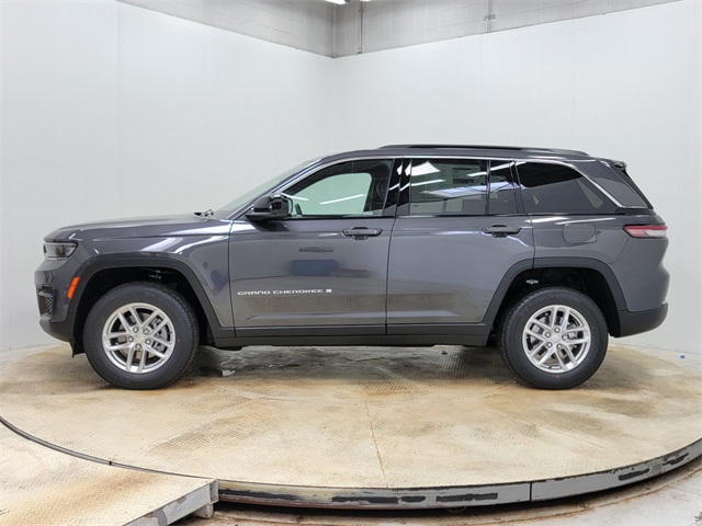 2025 Jeep Grand Cherokee Laredo X photo 7