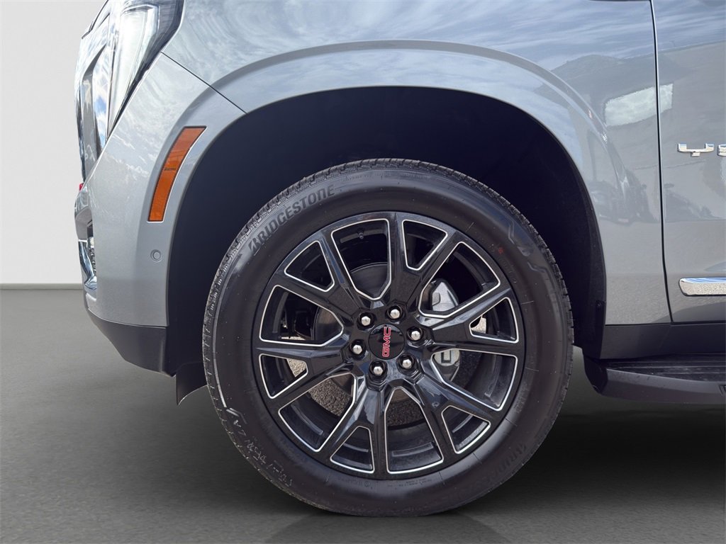 2026 Gmc Yukon photo 2