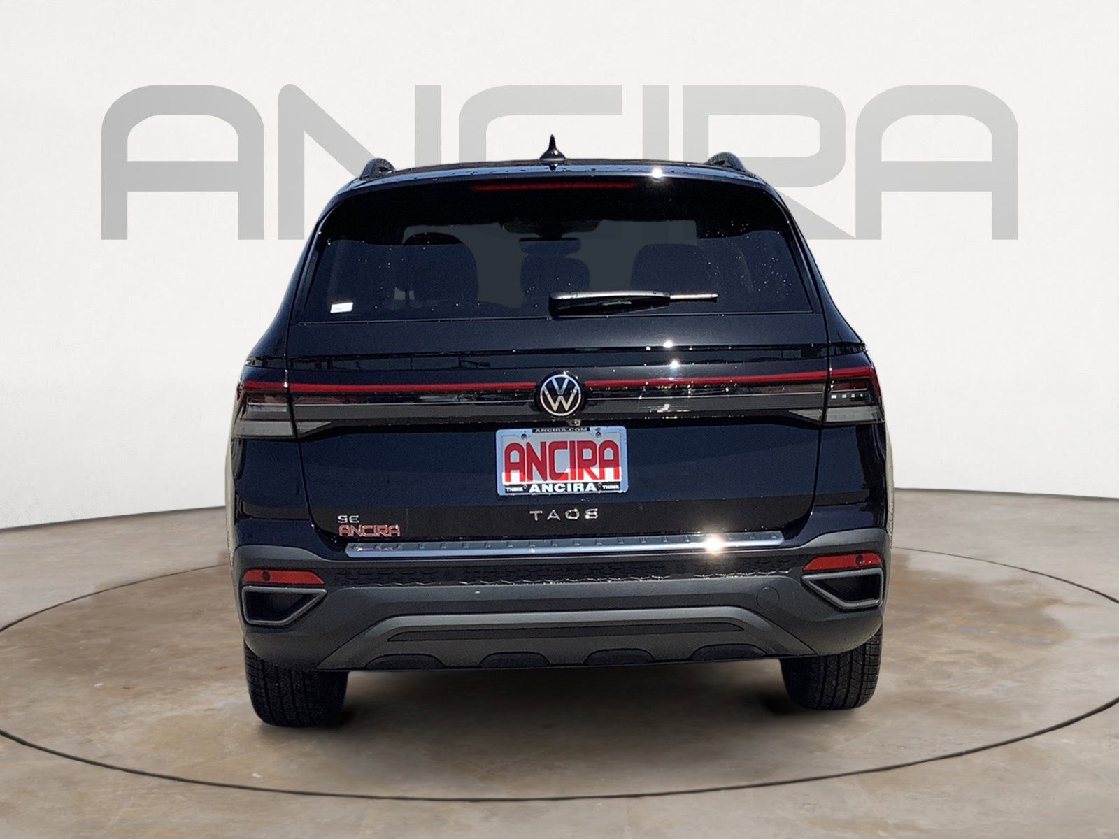 2025 Volkswagen Taos SE photo 5