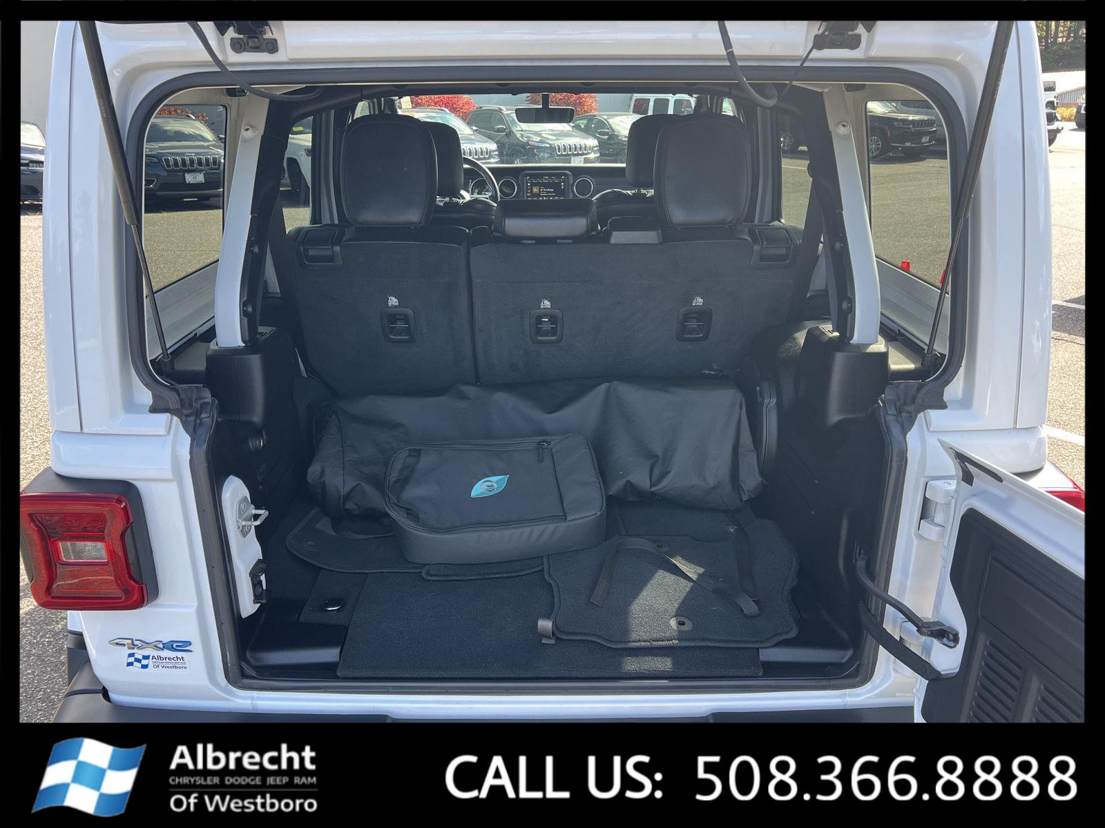 2022 Jeep Wrangler Unlimited Sahara 4xe photo 14