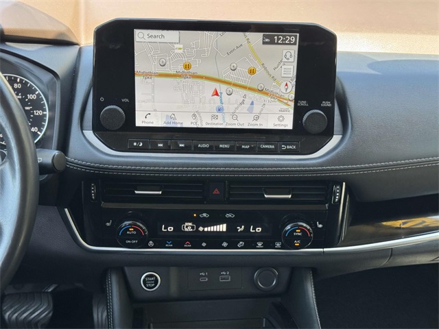 2023 Nissan Rogue SL photo 18