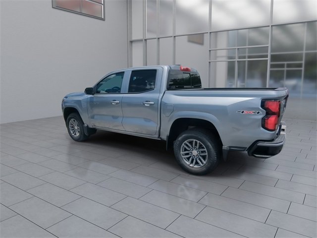 2025 Chevrolet Colorado Work Truck LT photo 6