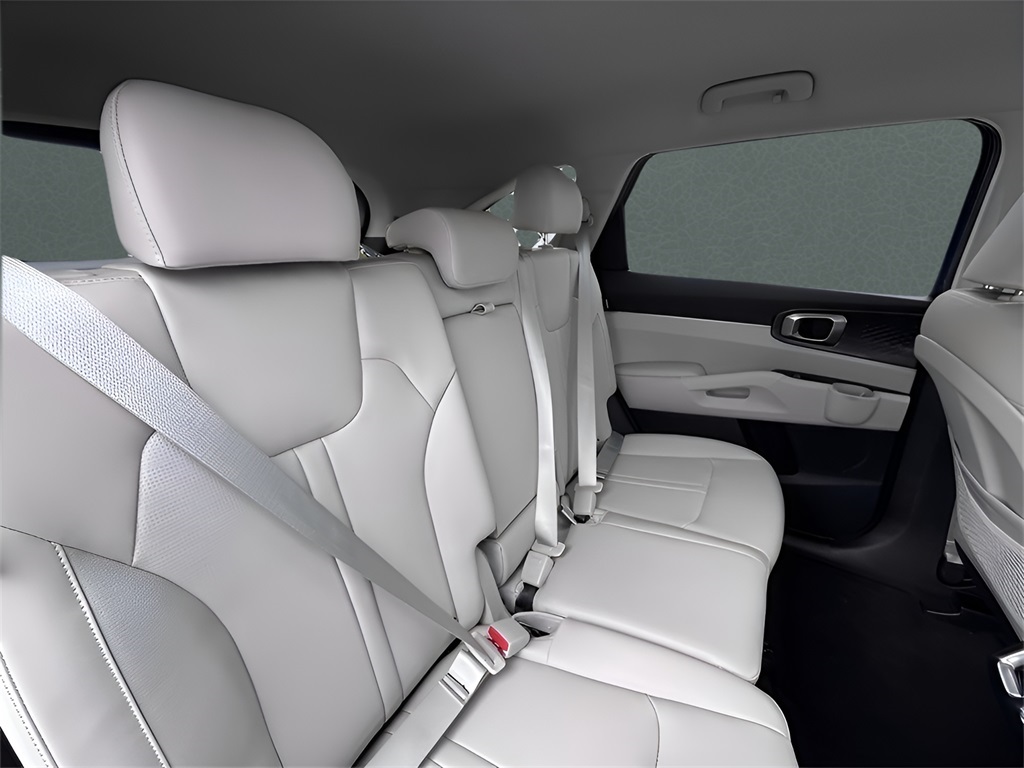 2025 Kia Sorento S photo 16
