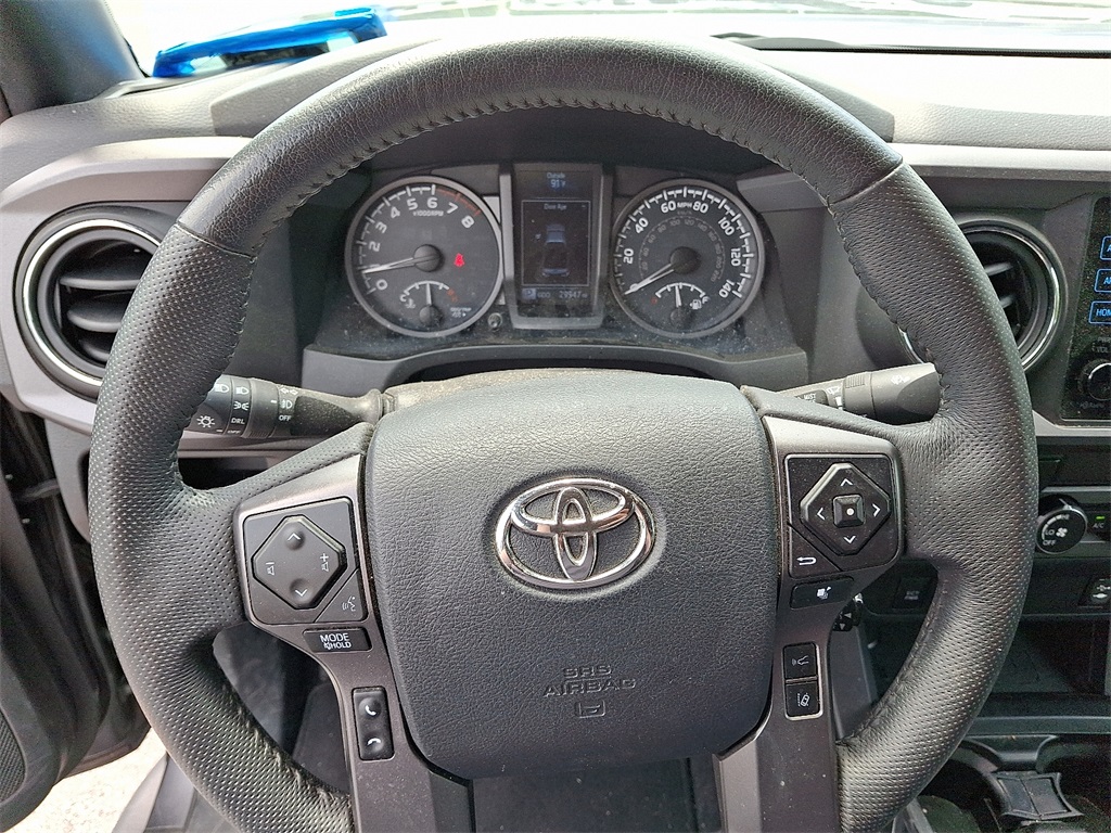 2019 Toyota Tacoma TRD Off-Road 4x4 Access Cab photo 18