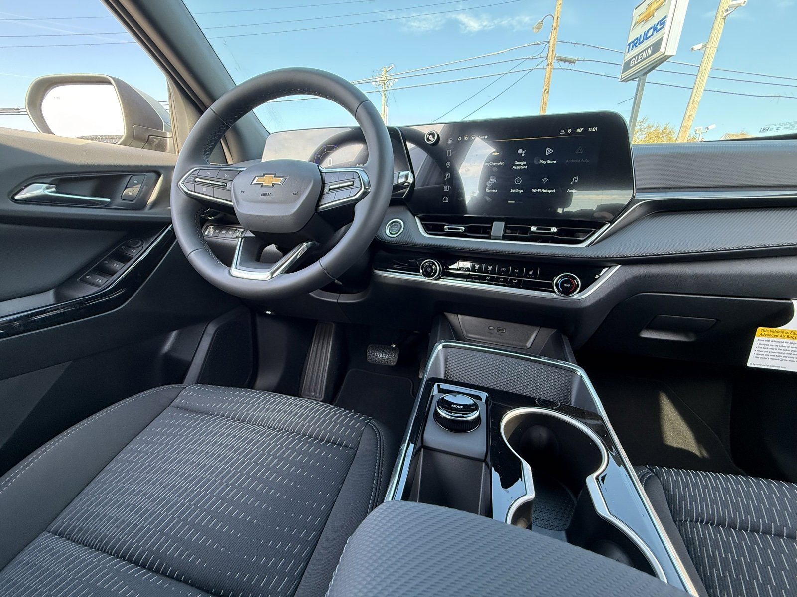 2026 Chevrolet Equinox LT photo 3