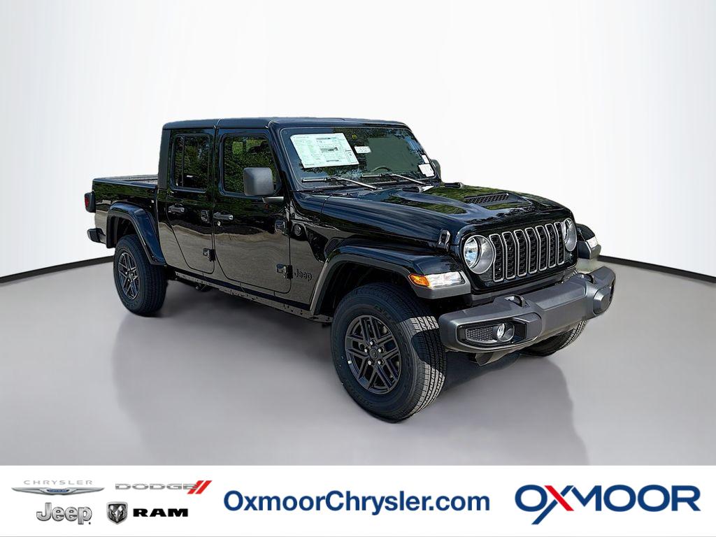 2025 Jeep Gladiator Sport S's photo