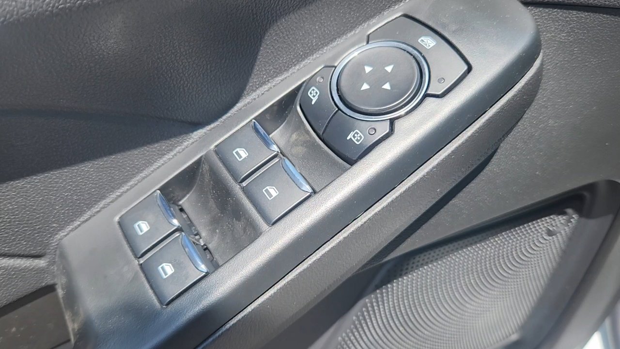 2025 Ford Escape ST-Line photo 10