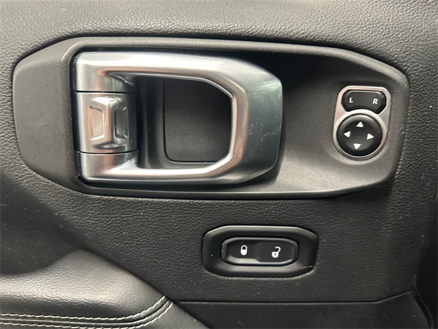 2020 Jeep Gladiator Overland photo 19