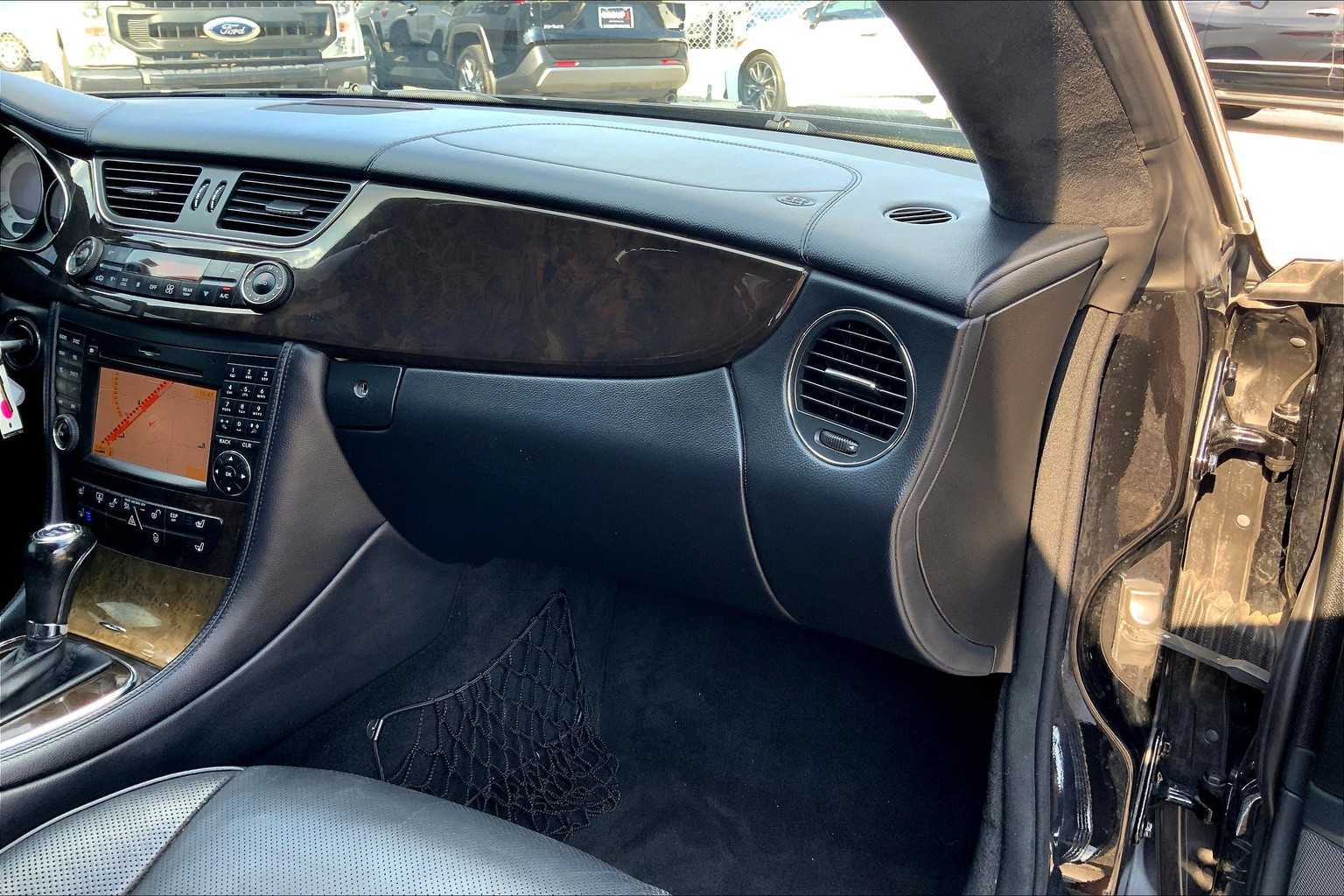 2011 Mercedes Benz CLS 550 photo 16