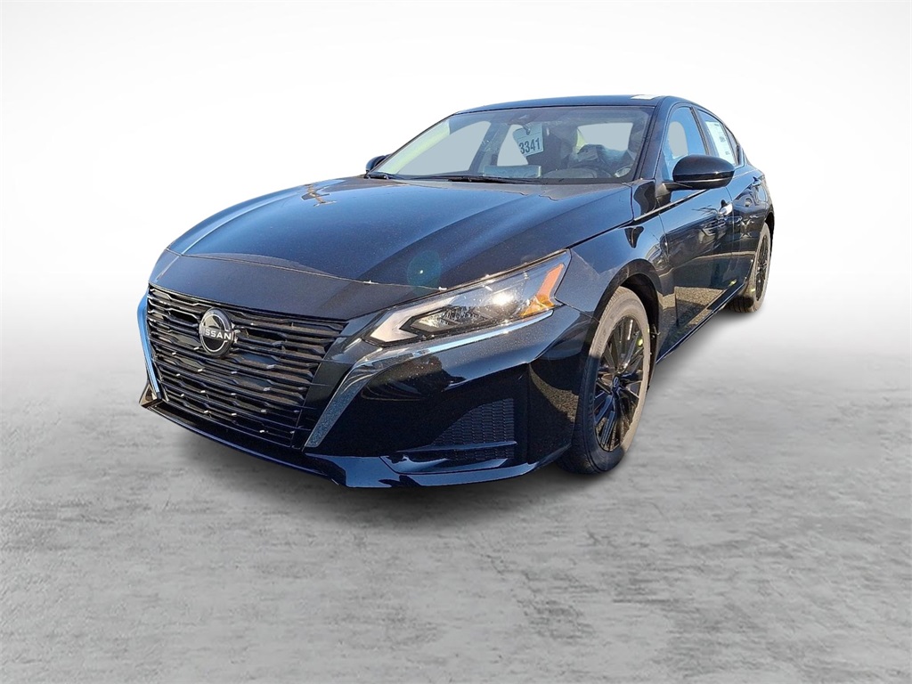 2025 Nissan Altima SV Special Edition photo 3