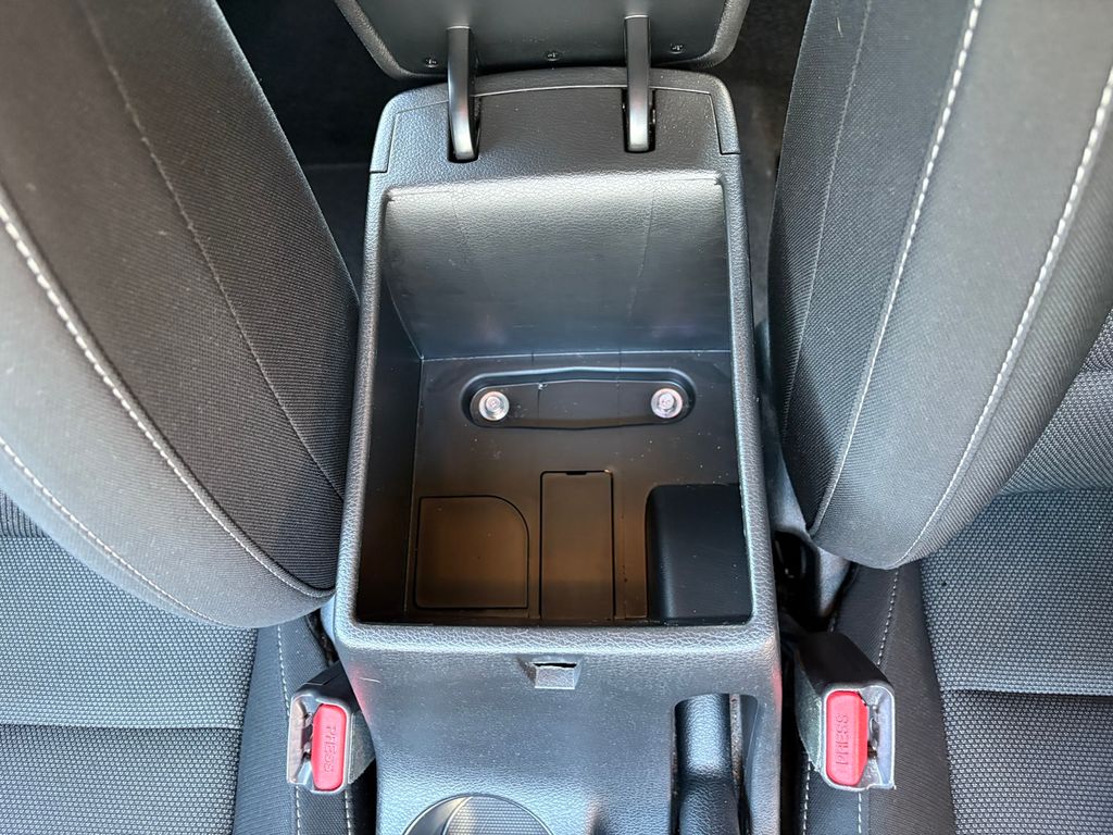 2023 Kia Forte LXS photo 18