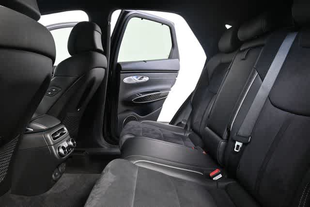 2022 Genesis GV70 3.5T Sport photo 16