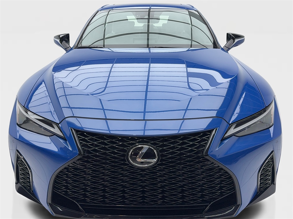2023 Lexus IS 350 F SPORT photo 4